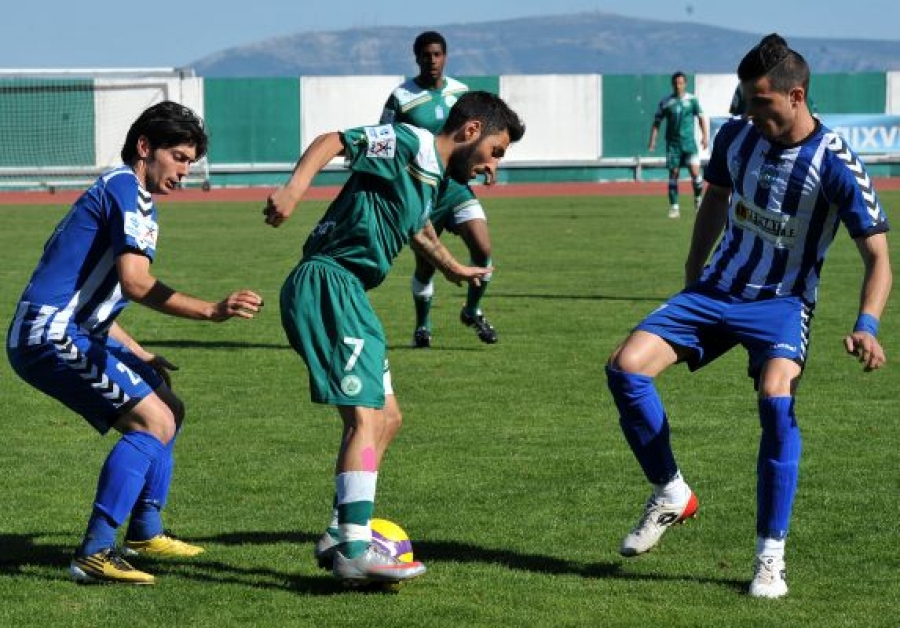 Με λύσεις ανάγκης ο Φωκικός