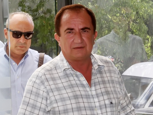 «Συνεργασία με τη Νίκη»