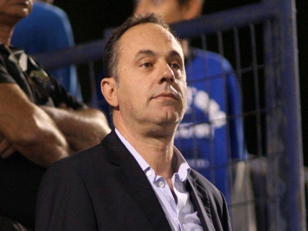 «Θα του βάλω τη σφυρίχτρα…»
