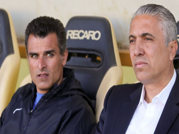 Με εκπλήξεις στο αρχικό σχήμα