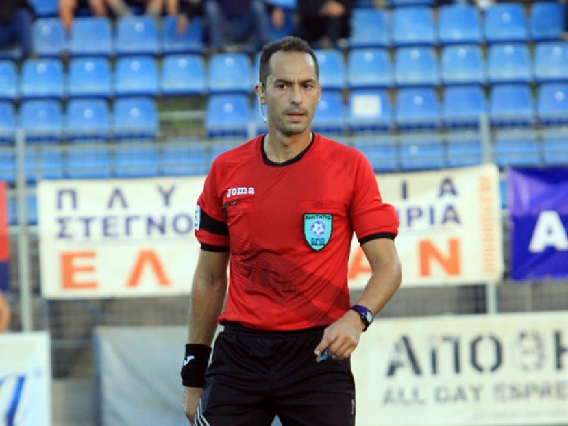 «Κοσμούν τη διαιτησία»