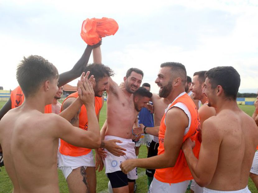 Πέμπτη για Ρόβα, Καζναφέρη