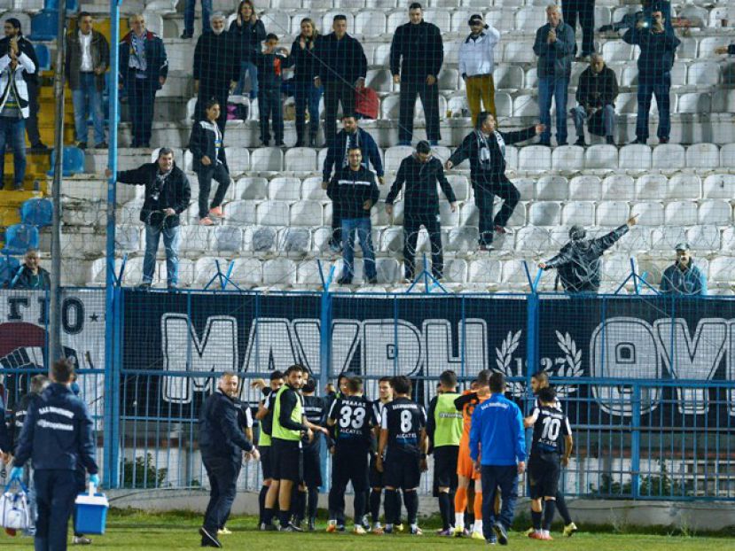 Ξεσπά η «Μαύρη Θύελλα»