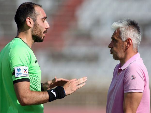 «Με αυτοπεποίθηση και ηθικό»