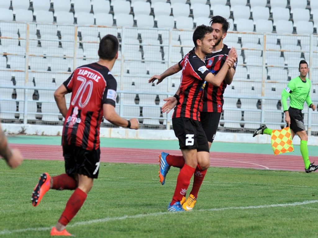 Με 14 στη Λάρισα η Παναχαϊκή