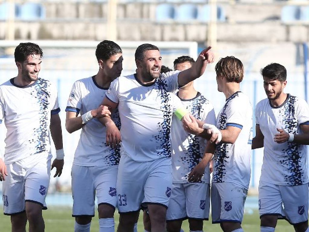 Αποσύρεται στα 32 του ο Μαρουκάκης
