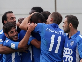 Διά χειρός… Αθανασίου