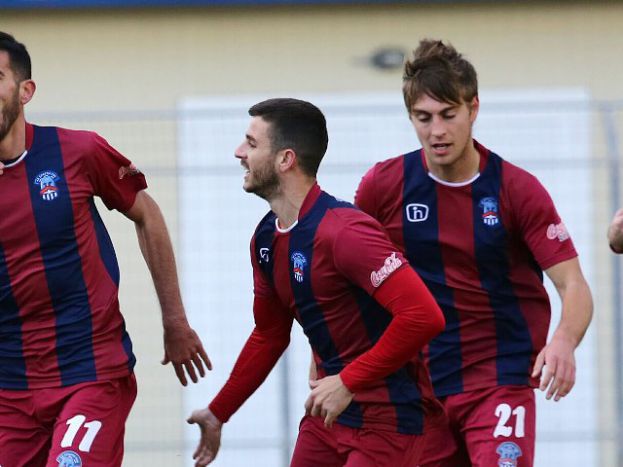 Πλησιάζει ο Παναγιώτου…