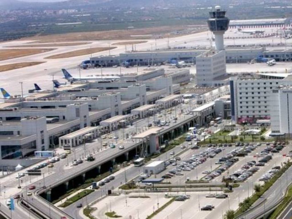 Αναχώρηση με 13 ώρες καθυστέρηση