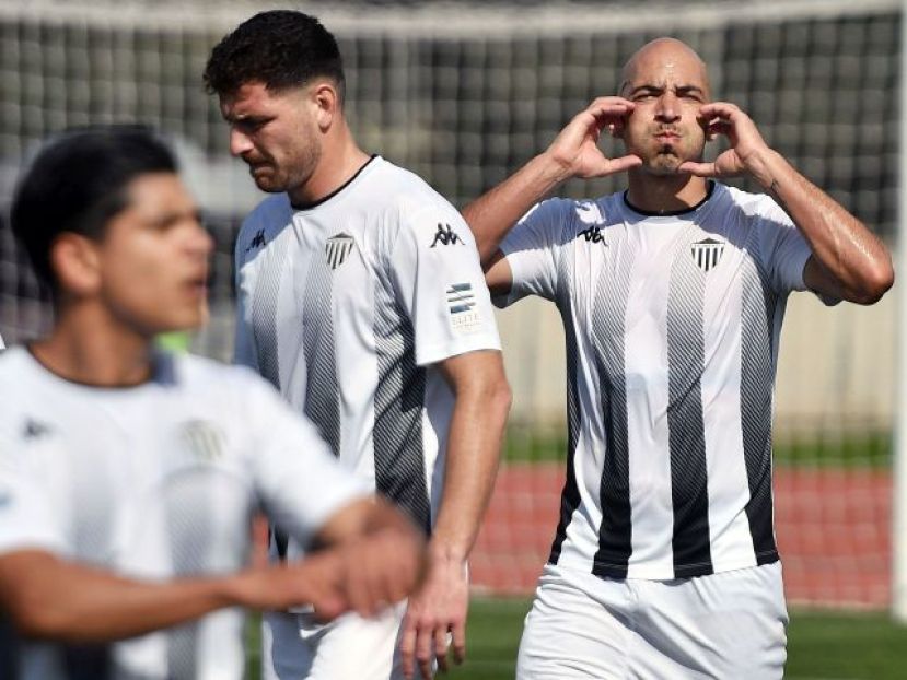 Ανάσταση από την άσπρη βούλα