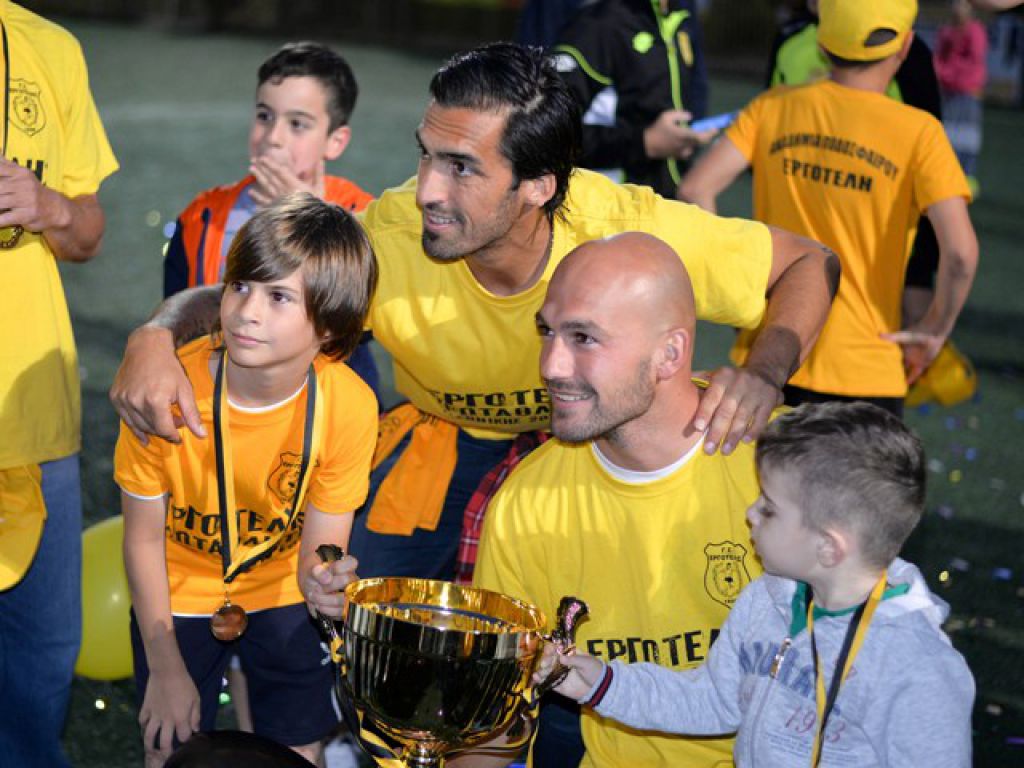 Υπέγραψε ο Κατσικοκέρης