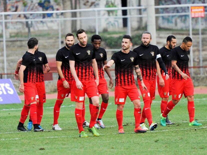Πρωταθλητές στην… αυτοκριτική!