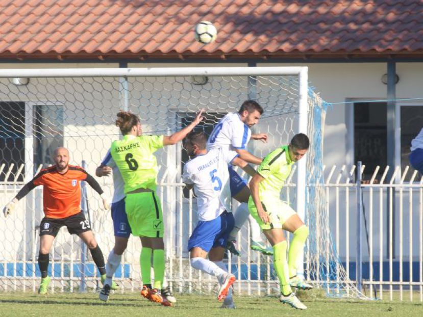 Νίκη Ηρακλή με χατ τρικ Ρόβα