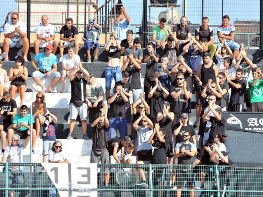 Με κόσμο στο ΟΑΚΑ