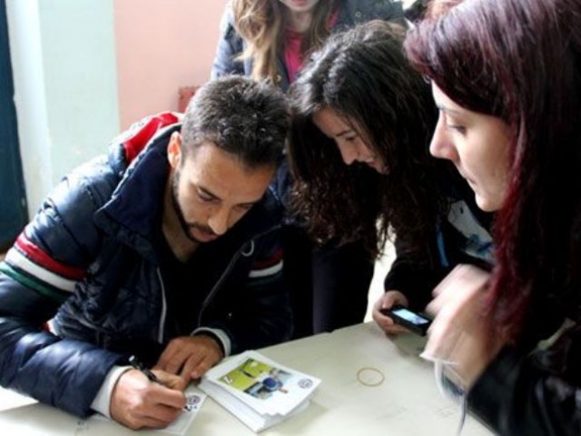 Στα σχολεία η ΑΕΛΚ