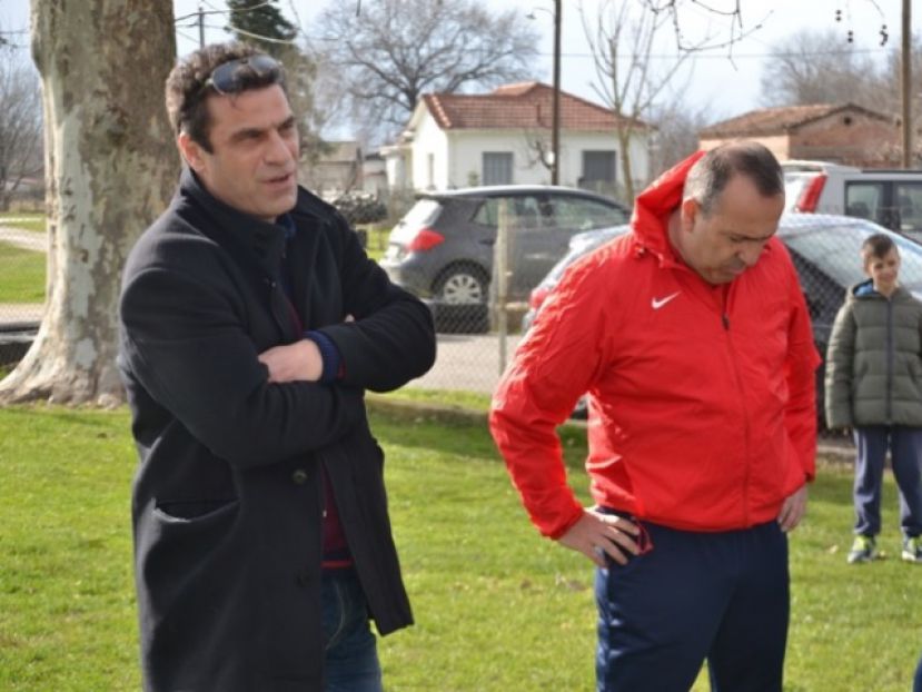Στα Τρίκαλα ο Κυπαρίσσης