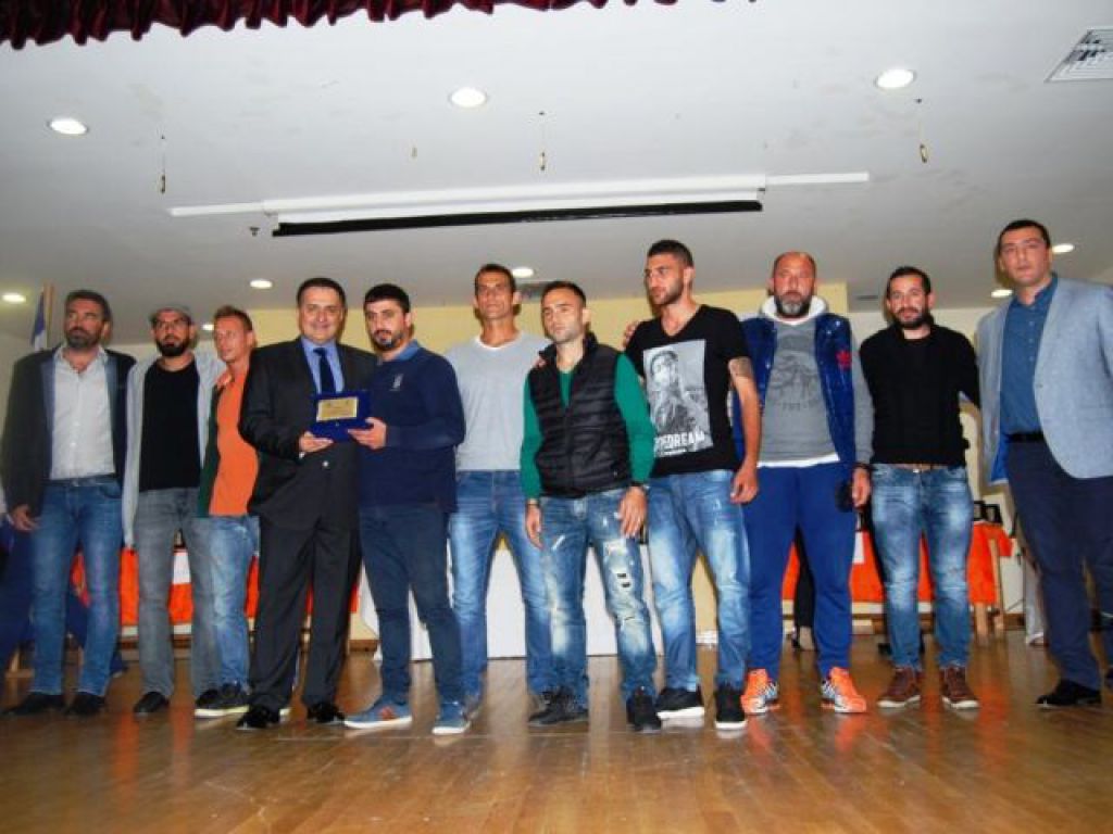 Μάζεψε βραβεία ο Αχαρναϊκός (photos)