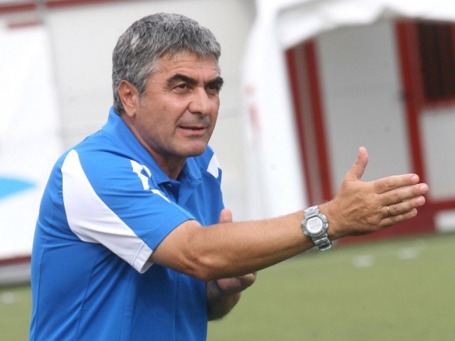 Ακόμα ψάχνει φορ