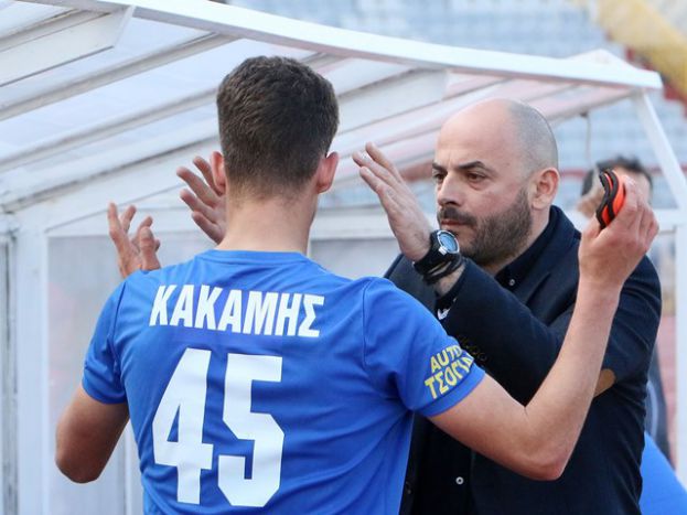 «Βλέπει» Νέους ο Θεοδοσιάδης