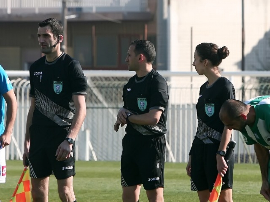 Συγχαρητήρια στη διαιτησία!