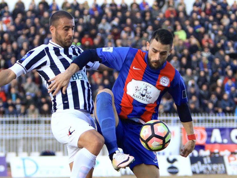 «Με 40 παίκτες τη σεζόν…»