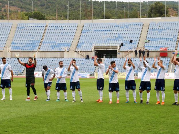 «Βγάλτε τις φανέλες…»