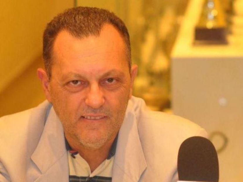 Συνοδεία… δημοσιογράφου