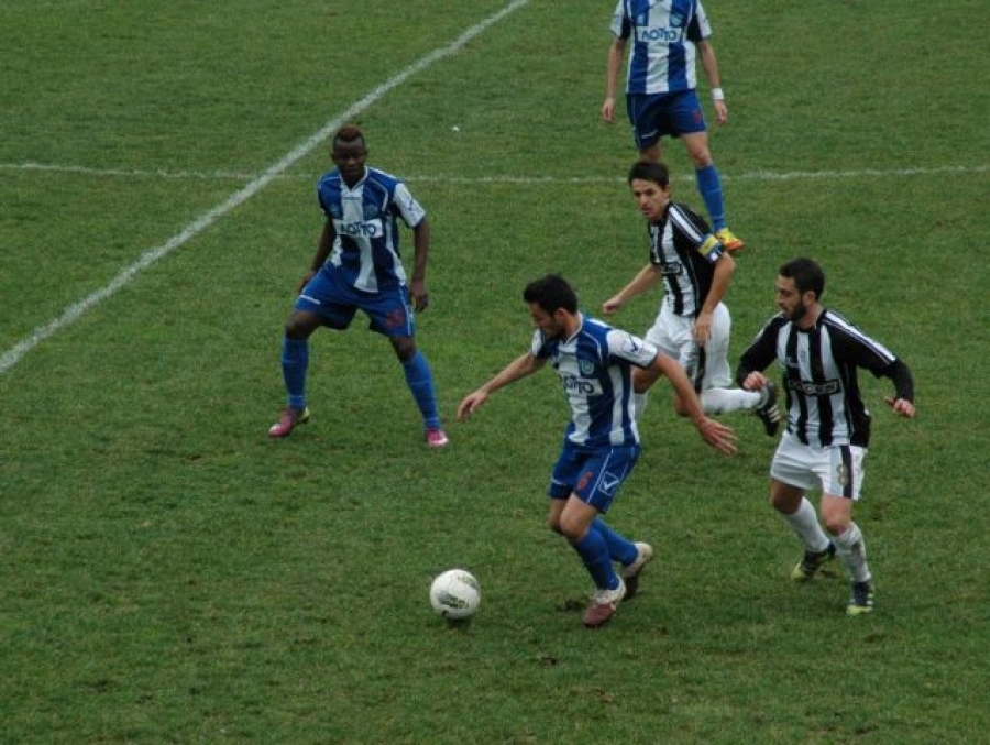 Συνεχίζει με τακτική