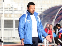 «Χρειάζομαι παίκτες»