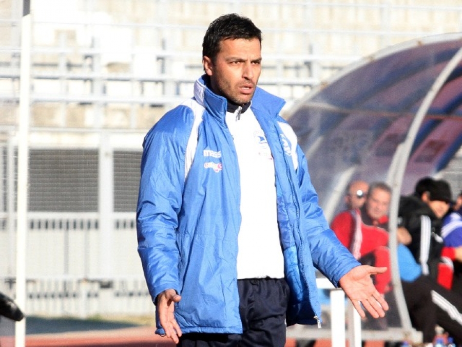 «Χρειάζομαι παίκτες»