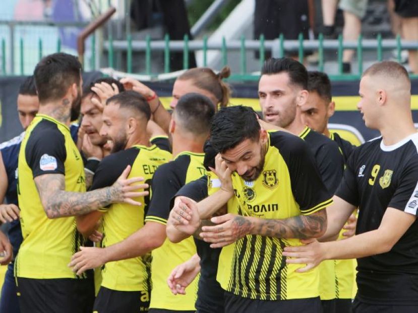 Έξι ανανεώσεις η ΑΣΑ
