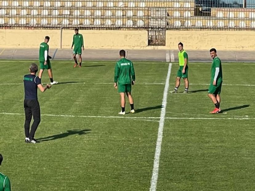 Καρέ απόντων η Ρόδος