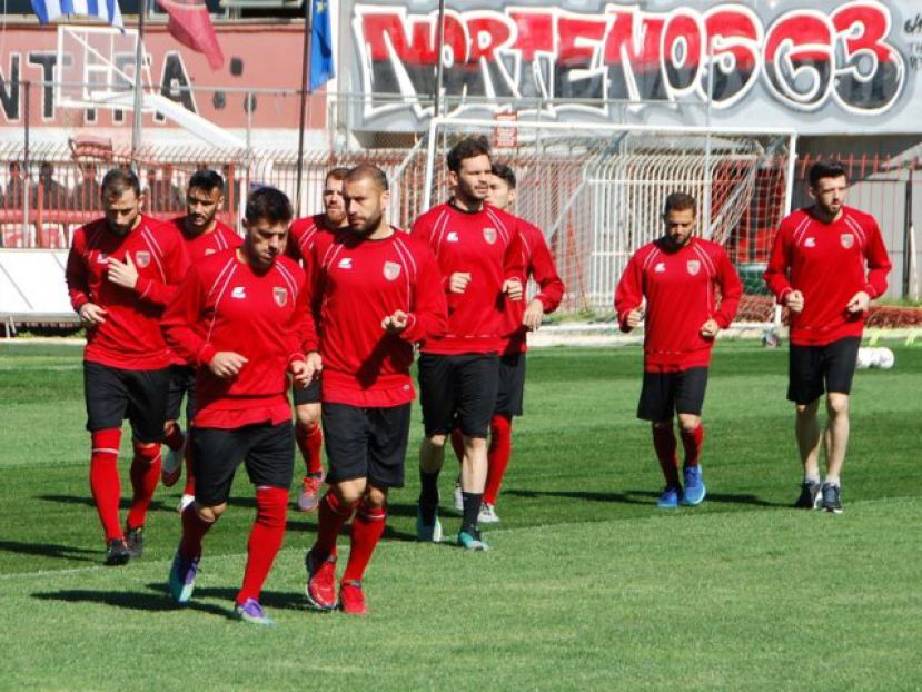 «Μοιρασμένοι» στην Αγυιά (photos)