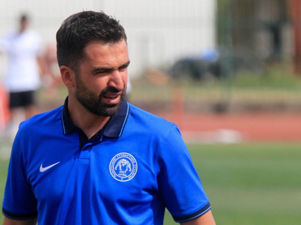 Επιστροφή με απουσίες