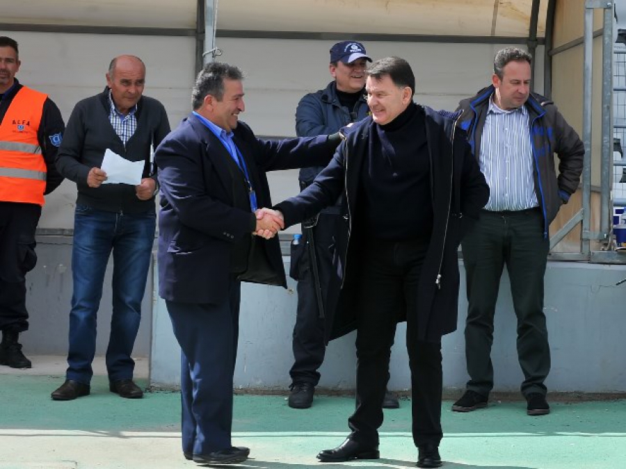 «Παιδιά, καλά ξεμπερδέματα»
