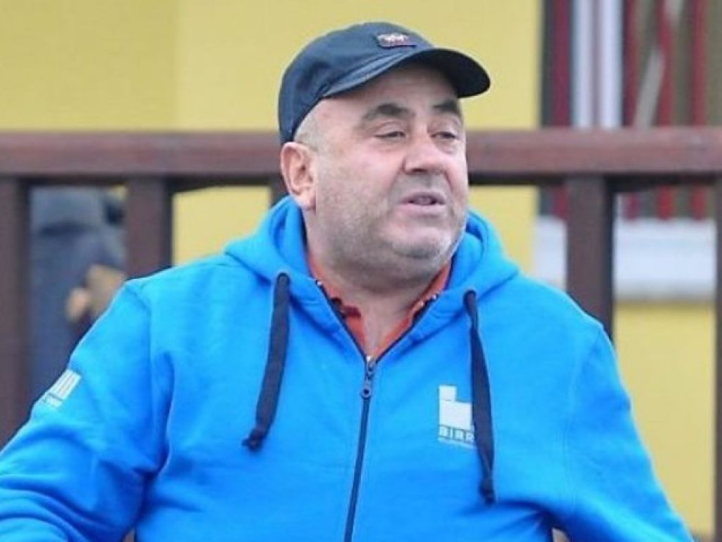 Μπύρος: «Νοοτροπία ερασιτέχνη»