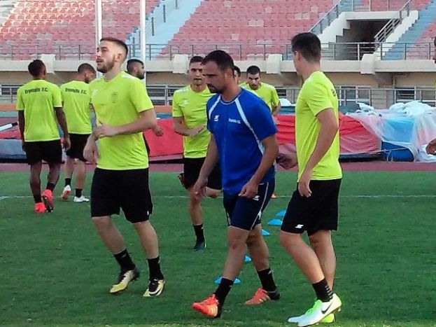 Στα «χακί» ο Βογιατζής