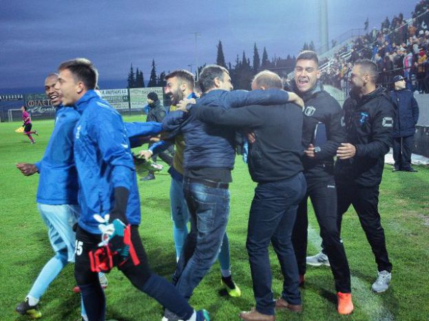 Συνέχεια στο σερί