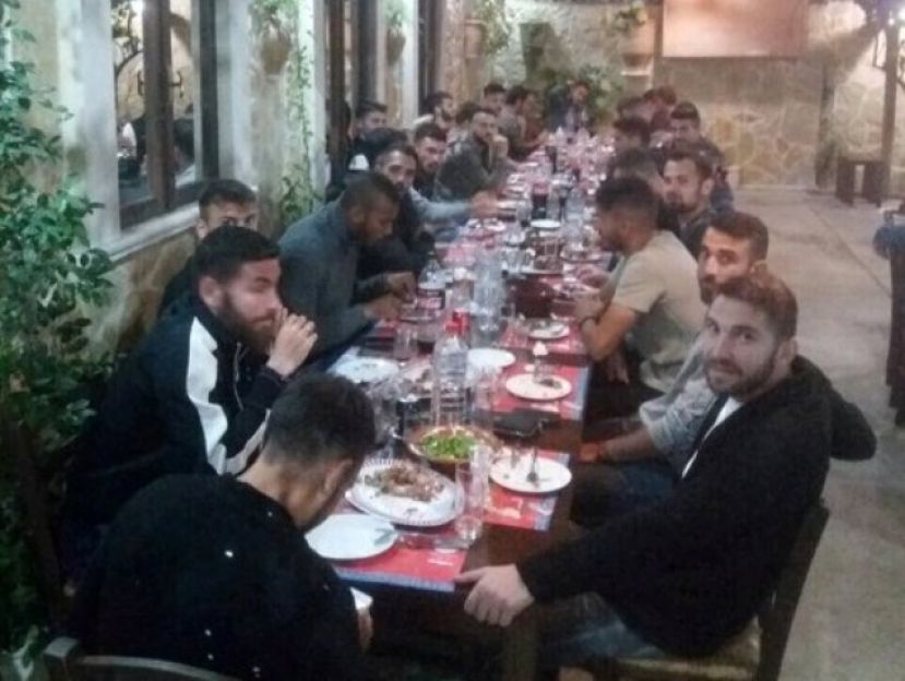 Νέο δείπνο ενότητας (photos)