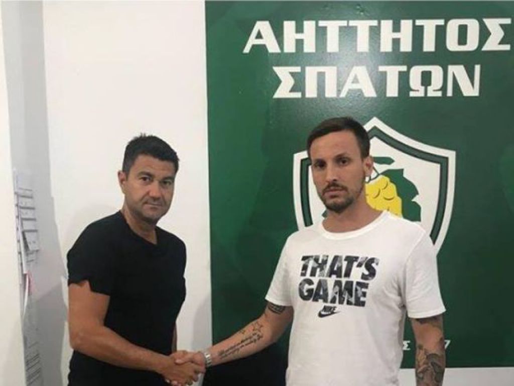 Στον Αήττητο ο Δεινόπαπας