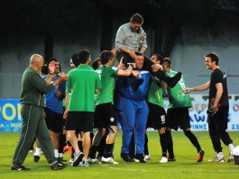 Πανθρακικός είναι, ό,τι θέλει κάνει (5 videos)