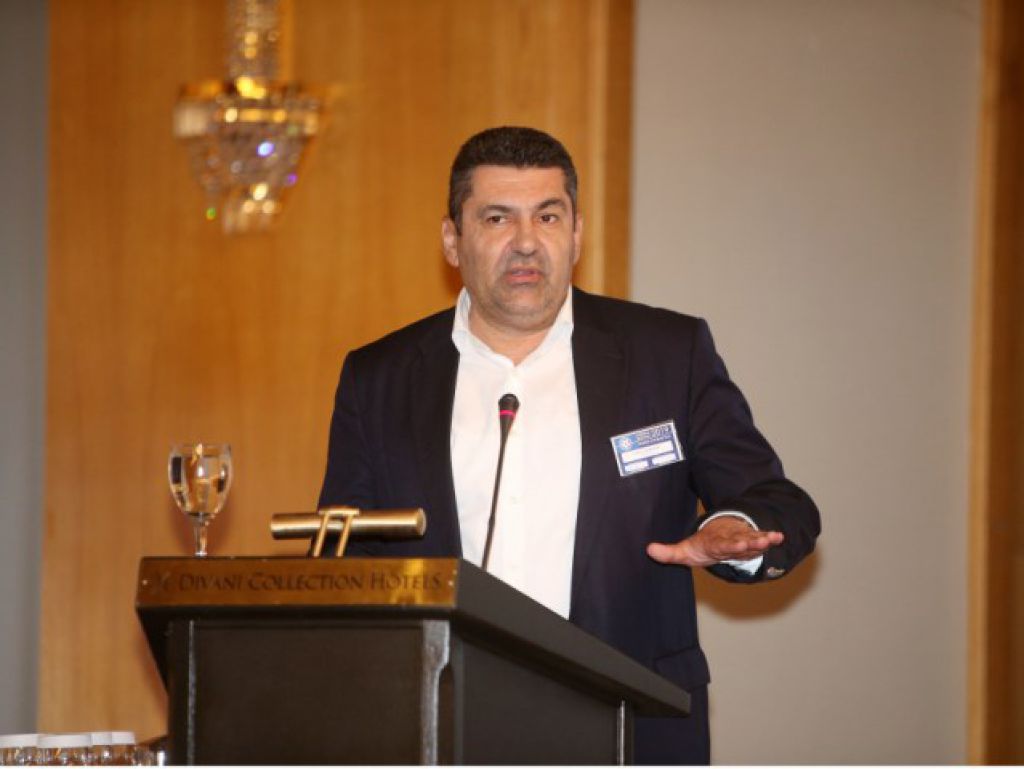 «Τραγικό να μην παίζουν οι επαγγελματικές κατηγορίες»