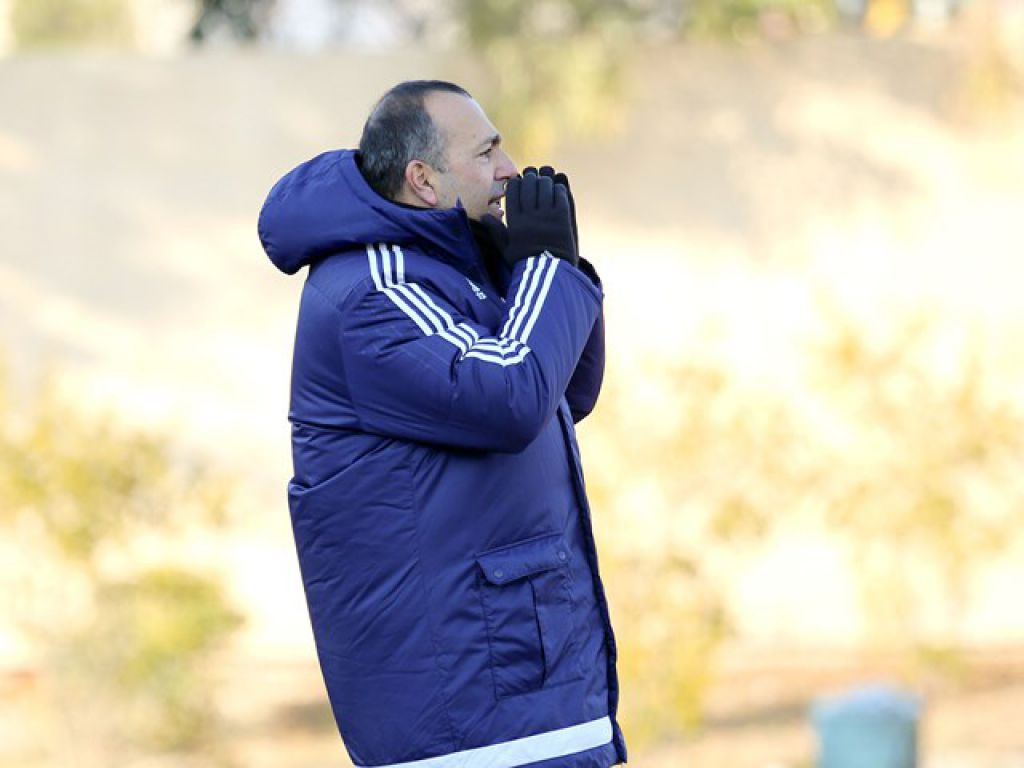 Η… παράδοση του Αμανατίδη