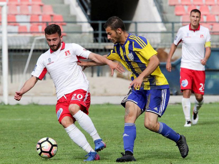 «Δεν είναι κακό να πας δανεικός»