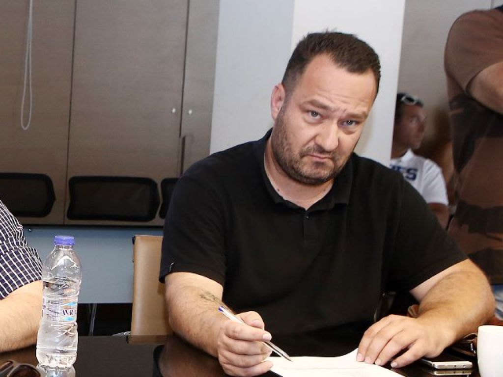 Εκκαθαρίσεις από… Σβαρνόπουλο