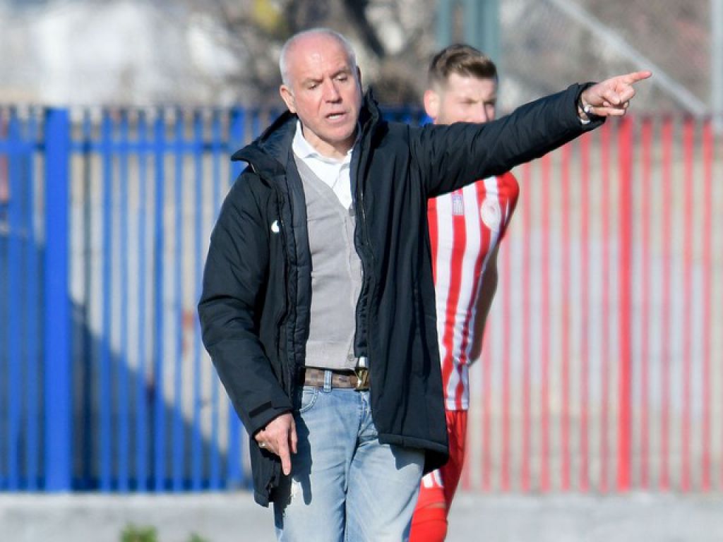 «Στόχος η Super League»