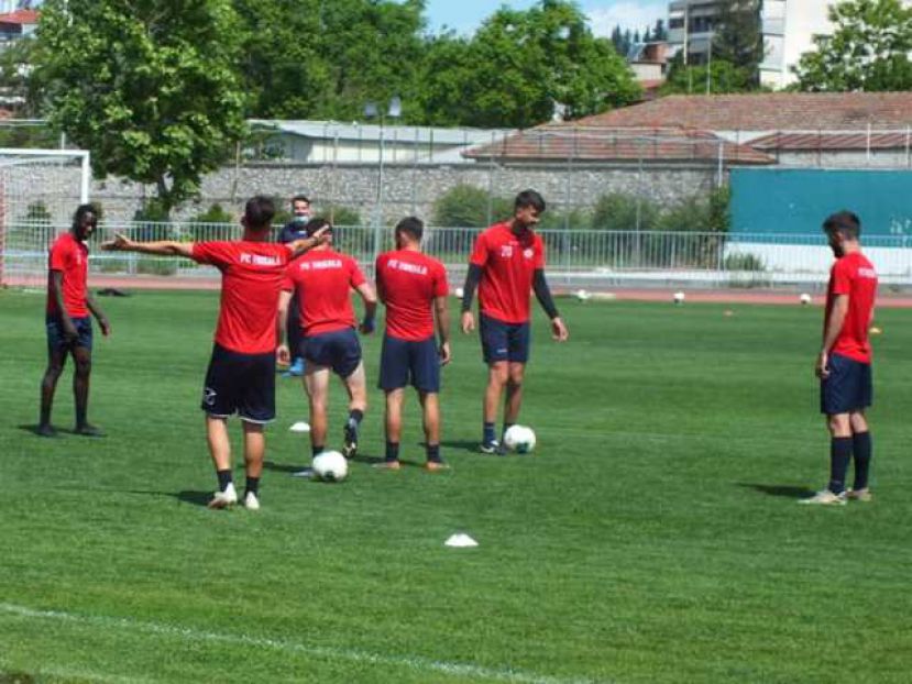 Νίκη και «καθάρισε»