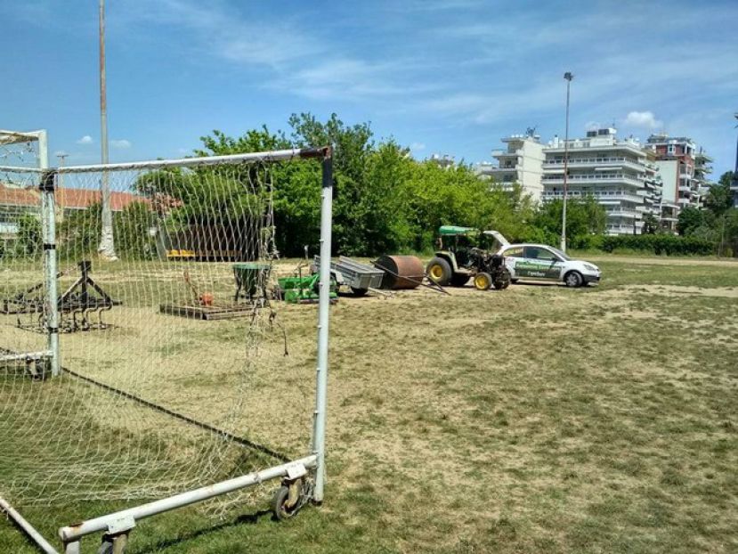 Νέος χλοοτάπητας στα βοηθητικά