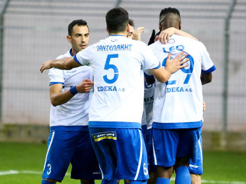 Τα κεφάλια μέσα…