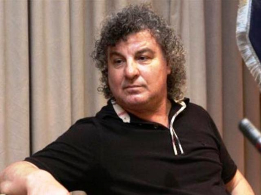 Ευχαριστεί αλλά δεν πάει τώρα στη Λαμία